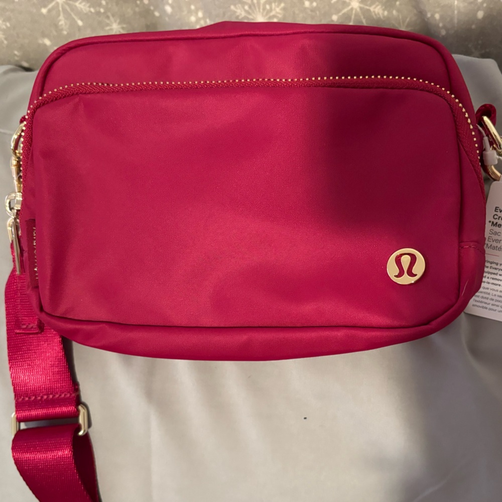 lululemon athletica Fuchsia Crossbody Bag